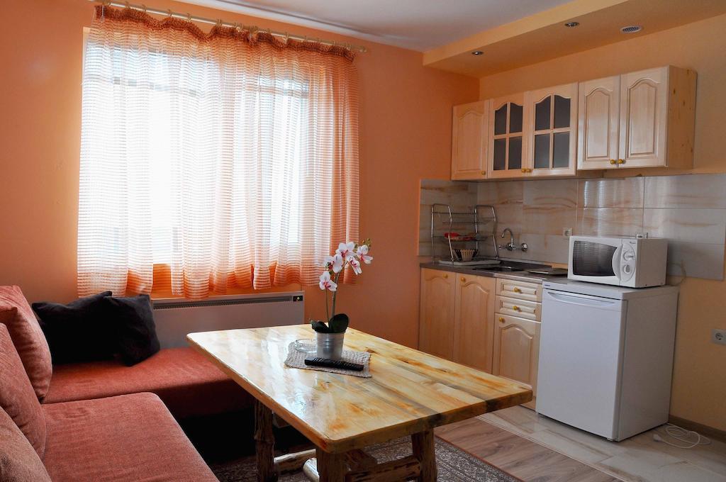Guest House Eli Сапарева-Баня Экстерьер фото